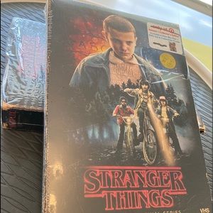Stranger Things Season One4-DiscDVDBlu-Ray Box Set
